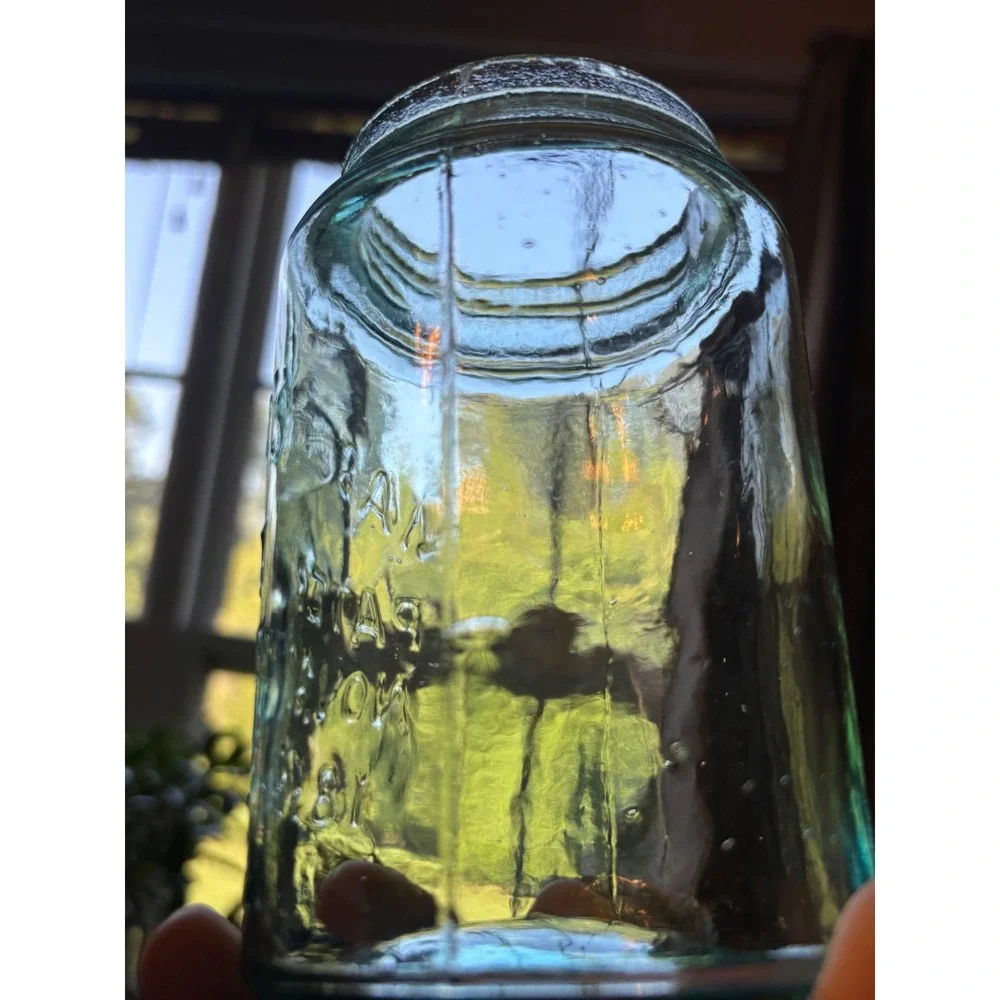 Antique Aqua Mason's Patent Nov 30th 1858 Quart Fruit Jar Zinc Lid Bubbles